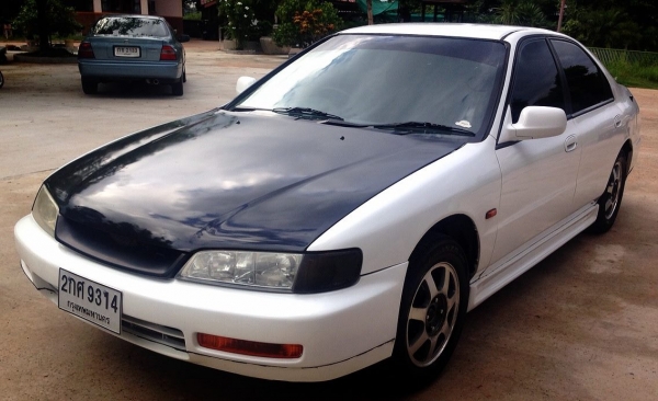 **110,000 บ.ต่อรอง**ขายรถเก๋ง HONDA ACCORD 2.2Exi Auto โฉม ท้ายสองก้อน ปี39/96 เครื่องเดิมเกียร์เดิม ไม่แก๊ส เครื่องแน่นดี แรงๆ ไม่มีเยิ้ม ช่วงล่างหนึบ ไม่มีส่าย หน้า-หลังเดิมไม่เคยชนหนัก ภายในสวย คอนโซลเต็ม พ.พาวเวอร์ ก.ไฟฟ้า เซ็นทรัลล็อค เบาะหนังตะเข็บแ