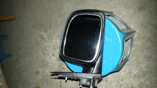 กระจกมองข้างดีแม็คตัวธรรมดาของแท้ข้างขวา