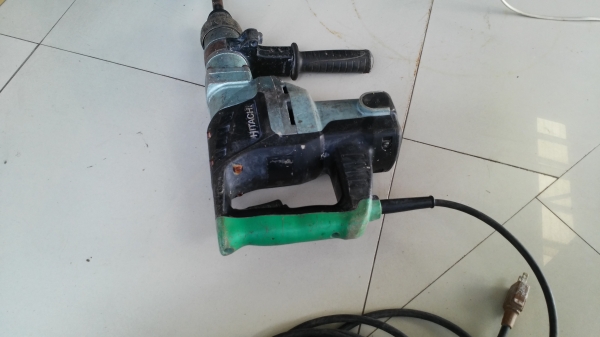 ขาย สว่านตัวไหญ่ 2 ระบบ hitachi