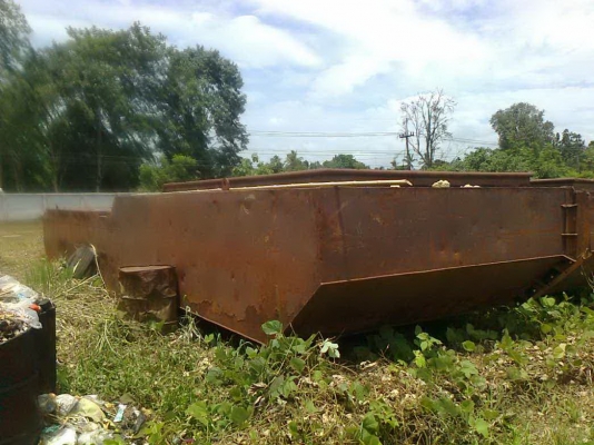 ขายโป๊ะบรรทุกแม็คโคร ขึ้น 200,320 ได้สบาย สภาพสวยพร้อมใช้ ติดต่อได้ที่คุณ อ๊อฟ พิจิตร 086-737-9991