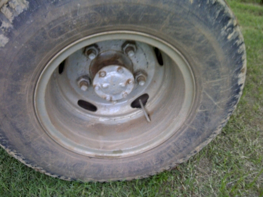 ขายรถหกล้อ NKR110 HP พร้อมใช้ตามสภาพ ใช้งานทุกวัน