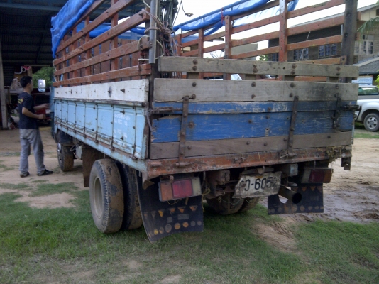 ขายรถหกล้อ NKR110 HP พร้อมใช้ตามสภาพ ใช้งานทุกวัน