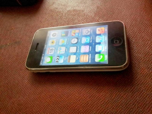 ขาย iphone 3gs 16gb