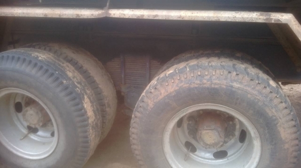 ***ขายแล้วครับขอบคุณ Truck2hand  ขาย10ล้อพ่วง แม่+ลูกดั้มหินทราย ราคาเบาๆ HINO FM3MNLD 240HP ปี45 เครื่องเดิมเกียร์เดิม M10C 240แรง เครื่องดี แน่นดี แรงดี เกียร์ดีไม่หลุด ช่วงล่างเดิมคัสซีดี ไม่ปะไม่ดาม แต่มีบวม ซับในช่วงคอ ซับบน-ซับล่าง บางจุด (ตามรูป)