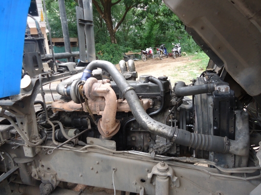 ขายด่วนรถสิบล้อหัวลากหลงยูโรวัลเครือง6D16โบอินเตอปี46