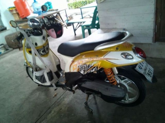 Fino ปี52 เหลืองขาว