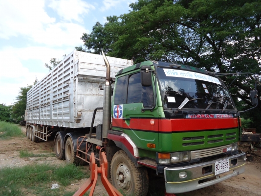 ขายรถสิบล้อหัวลากพร้อมหางคอกสูง3เพลายัดยาว12.5เมตรปี49