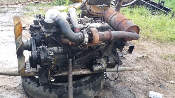 ขายอะใหล่ด่วน HITACHI EX 200-2