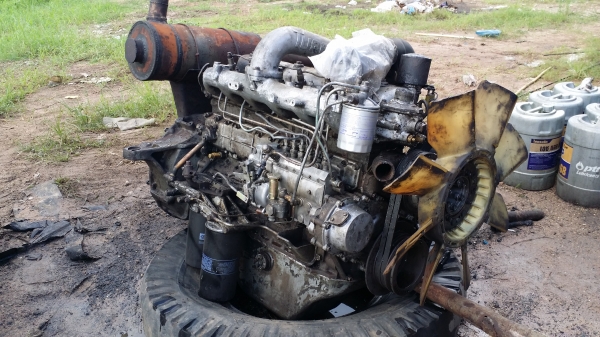 ขายอะใหล่ด่วน HITACHI EX 200-2