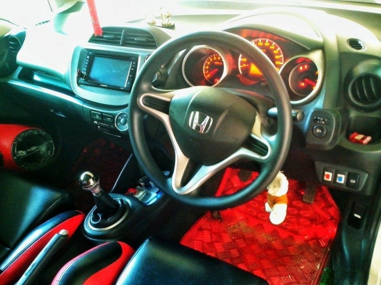 ขายแจ๊ส2012แต่งเต็มอ๊อฟชั่นเยอะ ขายแจ๊ส2012แต่งเต็มอ๊อฟชั่นเยอะ