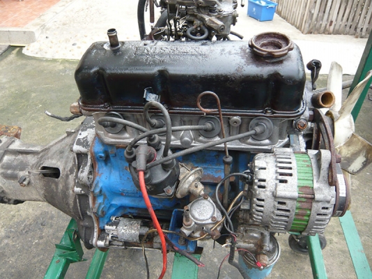 ขายเครื่องยนต์เบนซินขับหลังพร้อมเกียร์นิสสัน A15 6850 บาท