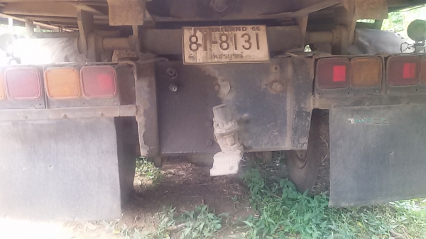 ขายสิบล้อสวยๆพร้อมใช้ สองเพลา 10เกียร์ เครื่อง195 ราคา650000ราคานี้งดต่อนะคับ