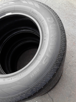 215/70R16 BRIDGESTONE DURAVIS R611 สวย ดอกยางคม ดอกลึก  มี 3 เส้น TEL.081-427-3941
