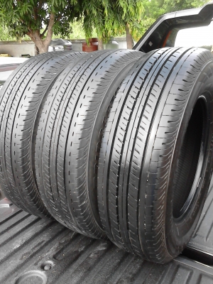 215/70R16 BRIDGESTONE DURAVIS R611 สวย ดอกยางคม ดอกลึก  มี 3 เส้น TEL.081-427-3941