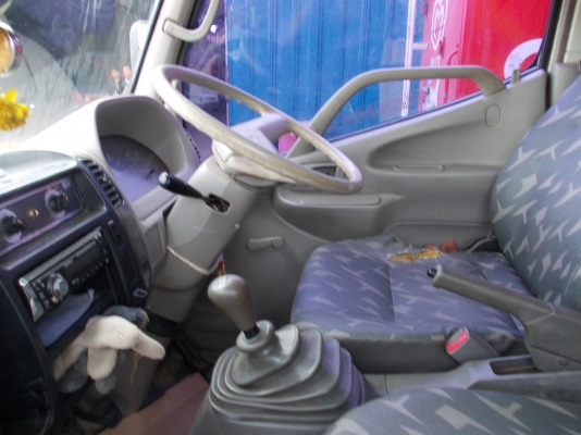 รถบรรทุก 6 ล้อ ยี่ห้อ HINO มือสอง