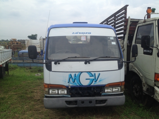 ขายรถโมบาย เติมแก็ส NGV ISUZU NKR 4 เล็กสำหรับใช้เติมแก็สเซอวิส พร้อมเล่มครับ