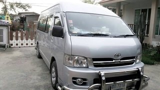 ขายรถตู้Toyota Commuter ปี2005 เจ้าของขายเอง มือเดียว