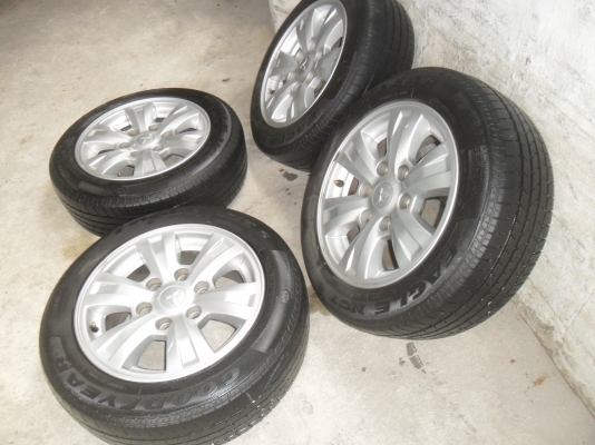 ล้อแม็ก 16นิ้ว 6รูไทตั้นพลัส พร้อมยาง205/55R16ปี10 สวยๆ 4 ล้อ ราคา 6900 บาท