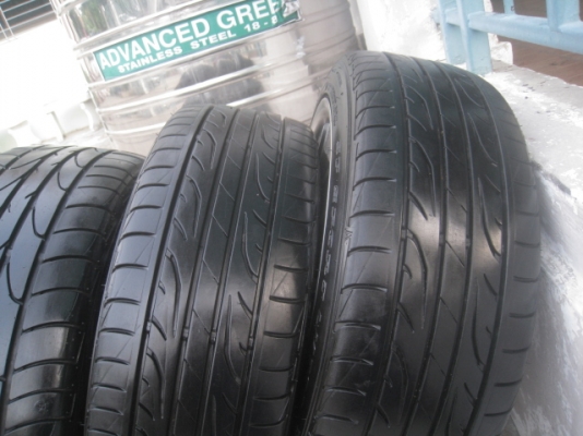 ขายล้อแม็กมือสอง Akina 17"x7" et42 4รู100/114.3 สีดำหน้าเงา ยางปี11,13 สนใจติดต่อเล็กคลองสามครับ 081-3747940