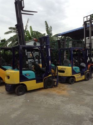 +++ ขายโฟล์คลิฟท์ KOMATSU  FD15-16  (รถนอกนำข้า)  ขนาด 1.5  ตัน  เครื่องยนต์ดีเซล  เสา 4 เมตร  ฮิ้งค์โฟล์ค (งากระดกได้)   เกียร์ธรรมดา  งา 1,070   มม.  ยางลม 4 ล้อ  *** สนใจรายละเอียด  ราคา คุยได้ครับ โทร. 081-659-7598 ***