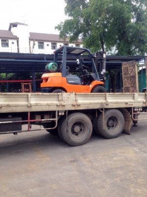 -:-*&yen;*ส่ ง ลู ก ค้ า*&yen;*-:-TOYOTA 7FG20 สนใจรถนำเข้าสวยๆโทร 098-329-9549/083-062-0223