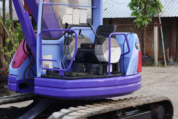 ขายแม็คโค KOMATSU PC50UU-2 นำเข้าจากญี่ปุ่น ไม่เคยผ่านการใช้งานในไทย ติดต่อ 086-775-7900, 086-324-1992 ขายแม็คโค KOMATSU PC50UU-2 นำเข้าจากญี่ปุ่น ไม่เคยผ่านการใช้งานในไทย ติดต่อ 086-775-7900, 086-324-1992