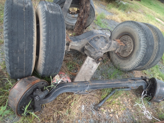 ขาย65000บาทชุดเพลาล้อFหน้าFหลังเป็นของรถอีซูซุ สภาพดีคับ