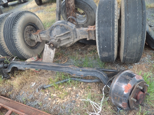 ขาย65000บาทชุดเพลาล้อFหน้าFหลังเป็นของรถอีซูซุ สภาพดีคับ