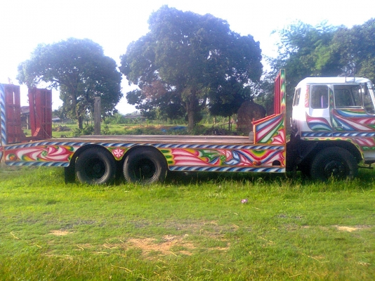 ขายรถสิบล้อหางปลาขึ้นรถเกี่ยวราคา490000บาทเบรคจิ๊ฟฟี่ พวงมาลัยเพาเวอร์