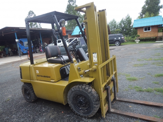 ขาย225000บาทรถโฟล์คลิฟท์ สภาพสวยๆ(ซื้อมาไม่ได้ใช้) พร้อมใช้งานคับ