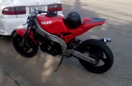 ขายครับ fzr 250rr inv  ราคา 28000  ลดได้คับ