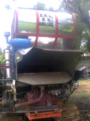 ขายรถเกี่ยวข้าวอุ้ม285000บาท ตัวเดิน10HTปั้ม ไดรกิ้น 22เครื่องฮีโน่ 185แรง