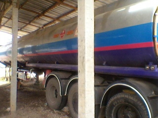 ขายหาง3เพลา ถังน้ำมัน9 ช่อง -36,000ลิตร โหลดบน สภาพพร้อมใช้งาน