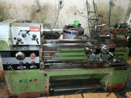 ขายเครื่องกลึง 6 ฟุต VICTOR
