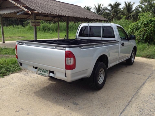 ISUZU D-MAX I-TEQ 2.5 Ddi TURBO ISUZU D-MAX I-TEQ 2.5 Ddi TURBO