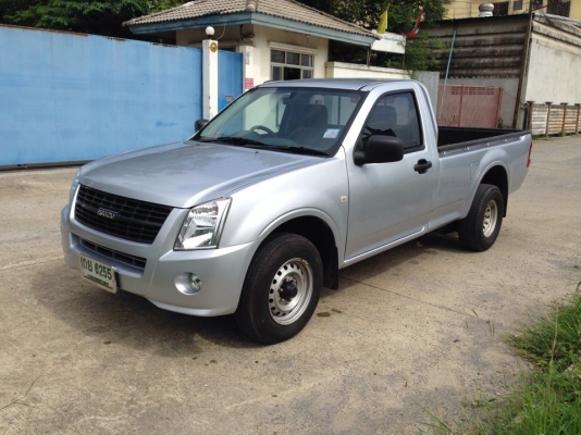ISUZU D-MAX I-TEQ 2.5 Ddi TURBO ISUZU D-MAX I-TEQ 2.5 Ddi TURBO