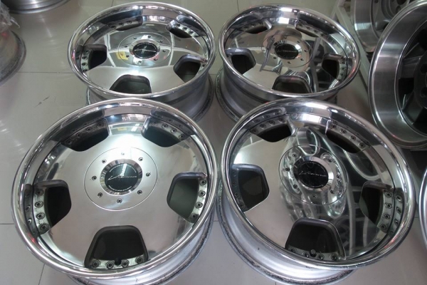 Vienna 17x7.5 ET25 PCD6/139.7 Made in Japan ล้อแท้ 3 ชิ้น 15500 บาท Vienna 17x7.5 ET25 PCD6/139.7 Made in Japan ล้อแท้ 3 ชิ้น 15500 บาท