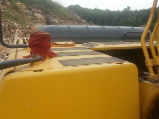 ขายดาวน์ 200 รุ่น 7 โกมัสสุ รถ 4500 ชั่วโมง(ผ่อนต่อ 23X75,000=1,725,000) ขายดาวน์ 200 รุ่น 7 โกมัสสุ รถ 4500 ชั่วโมง(ผ่อนต่อ 23X75,000=1,725,000)