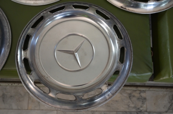 ขายฝาครอบล้อ 2 ชุด 10 ฝา