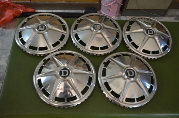 ขายฝาครอบล้อ 2 ชุด 10 ฝา