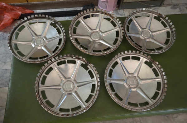 ขายฝาครอบล้อ 2 ชุด 10 ฝา