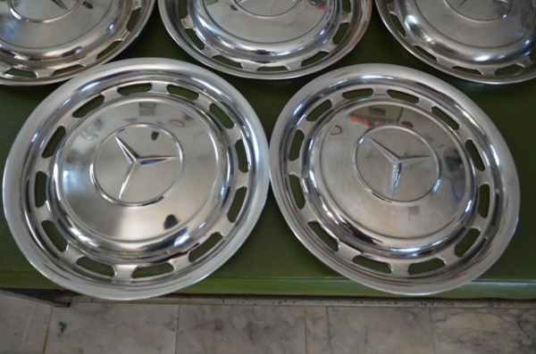 ขายฝาครอบล้อ 2 ชุด 10 ฝา