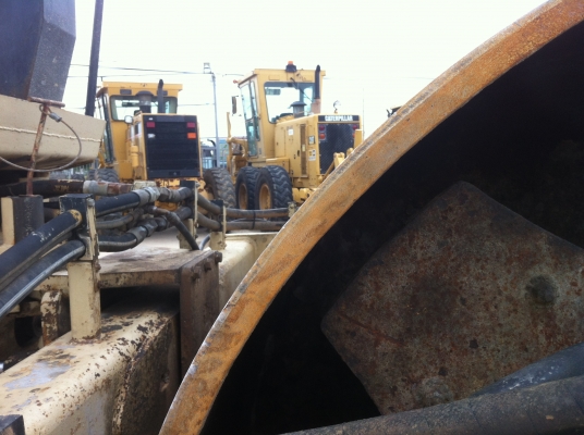 ขายรถบด Ingersoll Rand SD-115F รถบดสั่นสะเทือน 10 ตัน 6 สูบ เครื่อง Cummines แท้ๆ รถเก่านอก ไม่เคยใช้งานในไทย