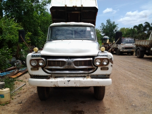 ต้องการขายรถหน้ายาวงามๆ