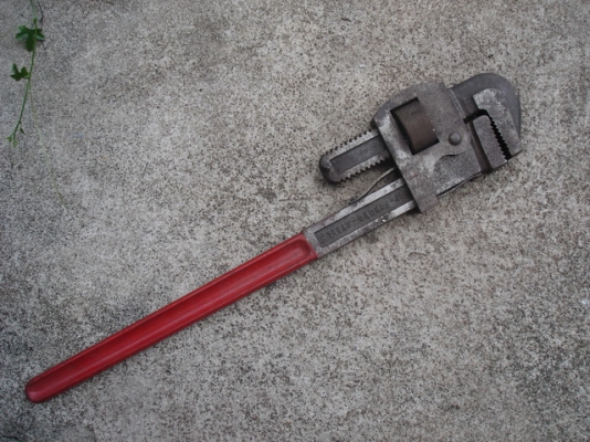 จับแป๊ป ขาเดี่ยว made in Germany