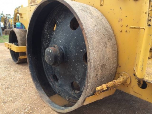 ขายรถบด หน้าเหล็ก หลังเหล็ก KOMATSU (WATANABE) WN10 (รถบด 10 ตัน) สภาพใช้งานได้ปกติดี มีVDOการทำงานครับ ขายรถบด หน้าเหล็ก หลังเหล็ก KOMATSU (WATANABE) WN10 (รถบด 10 ตัน) สภาพใช้งานได้ปกติดี มีVDOการทำงานครับ