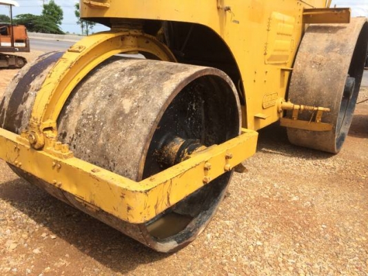 ขายรถบด หน้าเหล็ก หลังเหล็ก KOMATSU (WATANABE) WN10 (รถบด 10 ตัน) สภาพใช้งานได้ปกติดี มีVDOการทำงานครับ ขายรถบด หน้าเหล็ก หลังเหล็ก KOMATSU (WATANABE) WN10 (รถบด 10 ตัน) สภาพใช้งานได้ปกติดี มีVDOการทำงานครับ