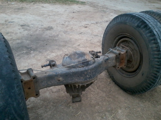 ขายเพลาหลังทั้งเส้น NPR 115 หกน๊อต 12000 (ไม่รวมกะทะยาง ) ขายเพลาหลังทั้งเส้น NPR 115 หกน๊อต 12000 (ไม่รวมกะทะยาง )