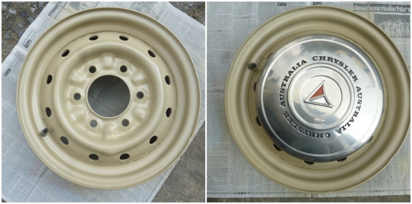 ขายฝาครอบล้อ 1 ชุด 4 ฝา valiant สภาพดี 1,400.-