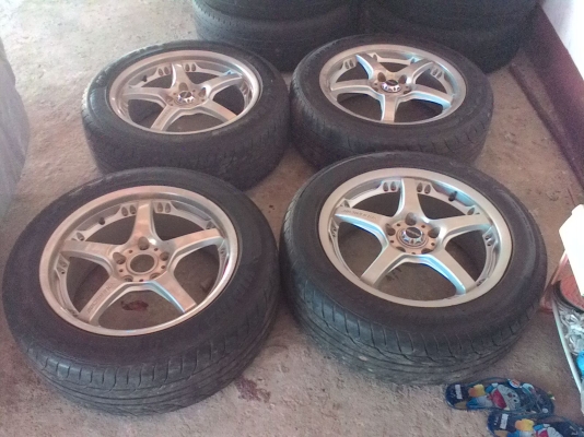 แม็กขอบ 17 พร้อมยาง ถูกของ  วีโก้ Toyota Tiger Vigo